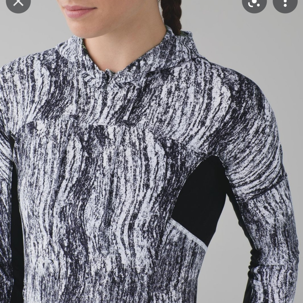 Lululemon pullover w hood - Picture 3 of 4